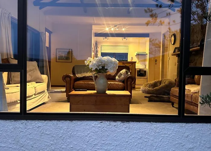 Private Home, Downtown Wanaka